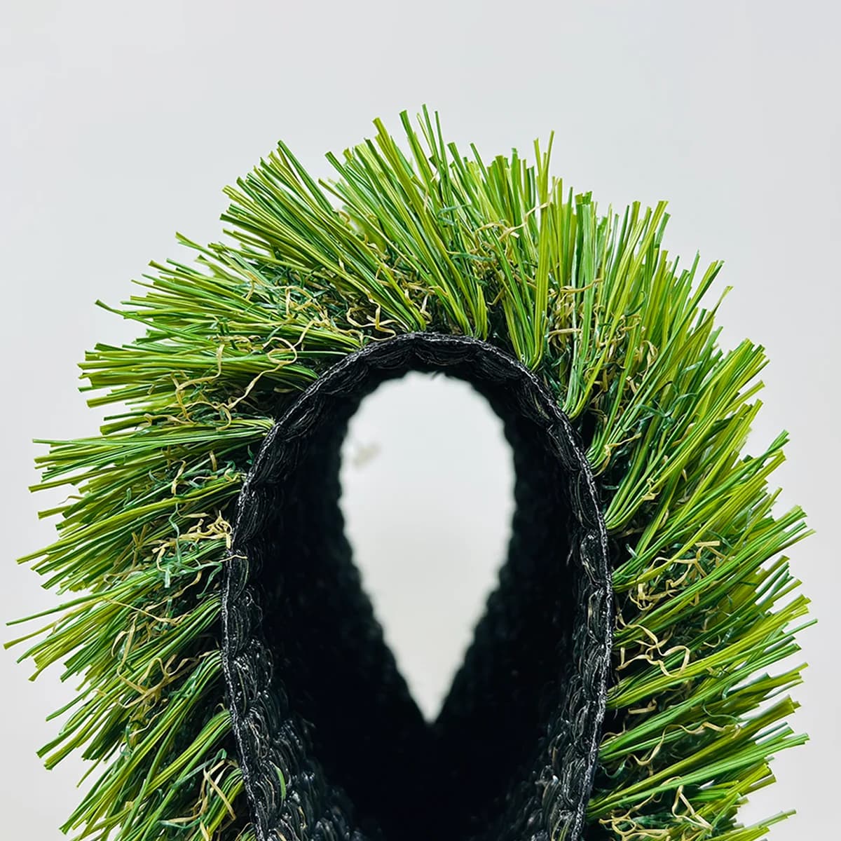 Artificial Turf vs Sod in San Diego: What Contractors and Homeowners Should Know